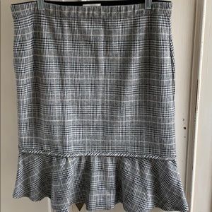Max studio skirt